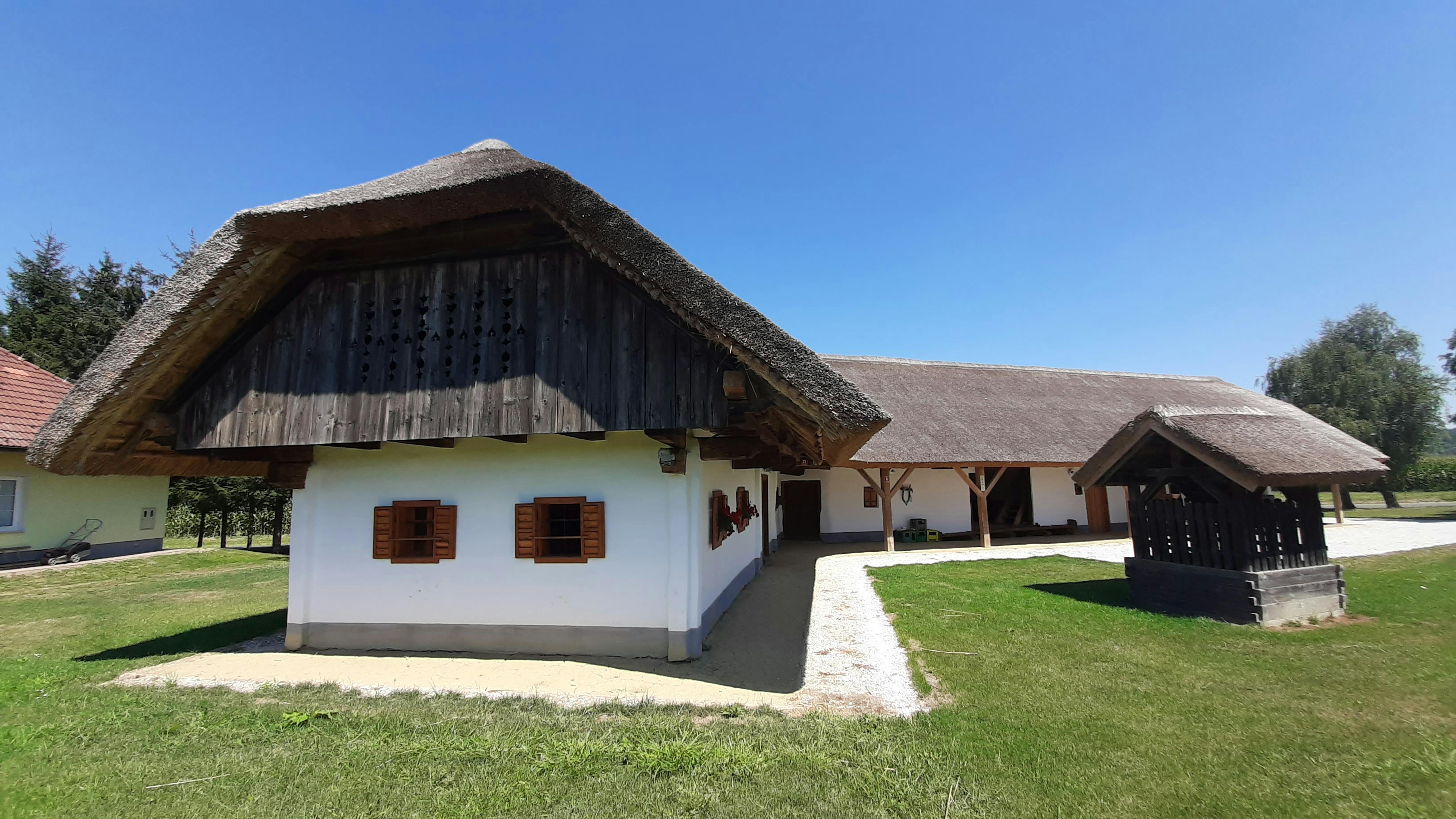 Simonič Homestead